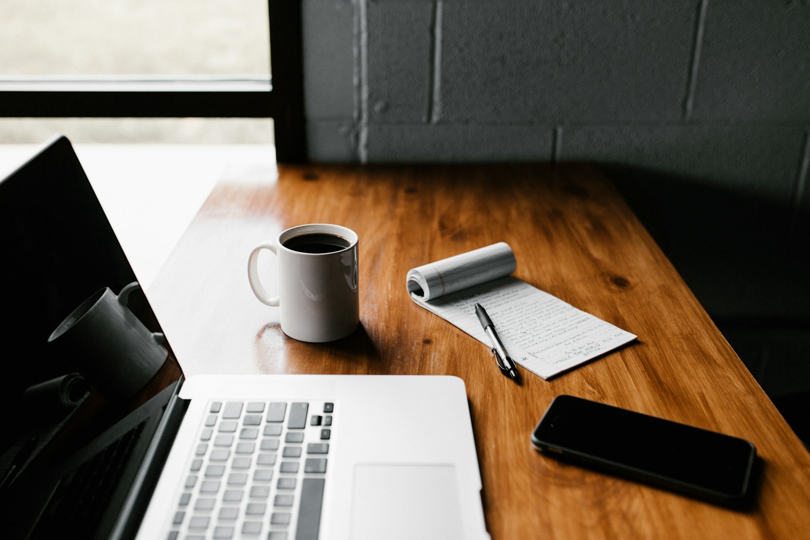 5 Ways to Stand Out in a Competitive Job Market